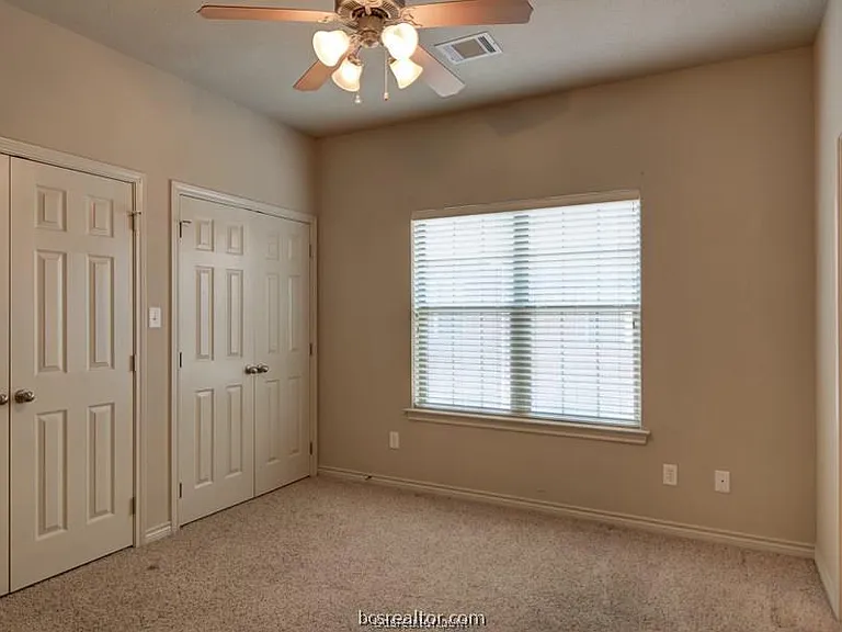 146 Forest Dr — Photo 12