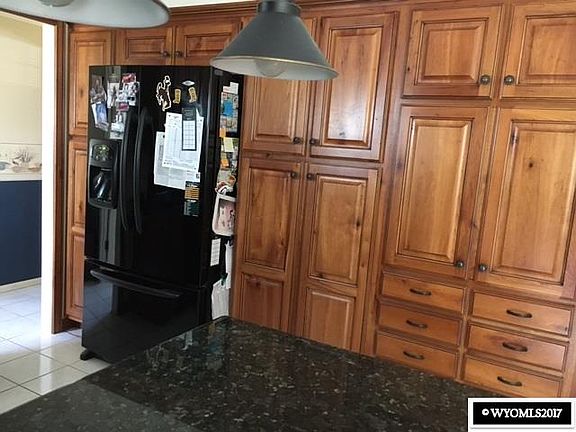 3rd image of 1550 Colorado Dr