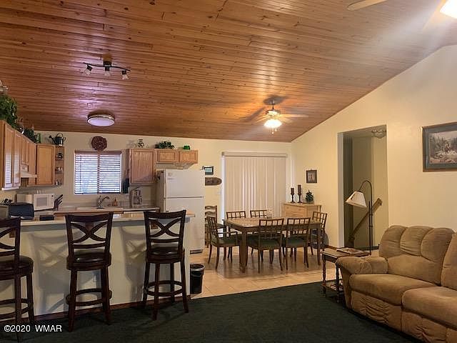 2nd image of 985 N Springer Mountain Dr
