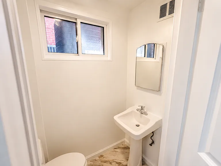 530 Oglethorpe St NE — Photo 12