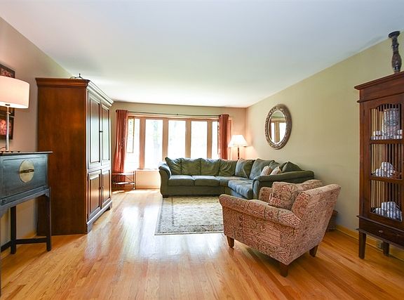 2nd image of 17550 70th Ct