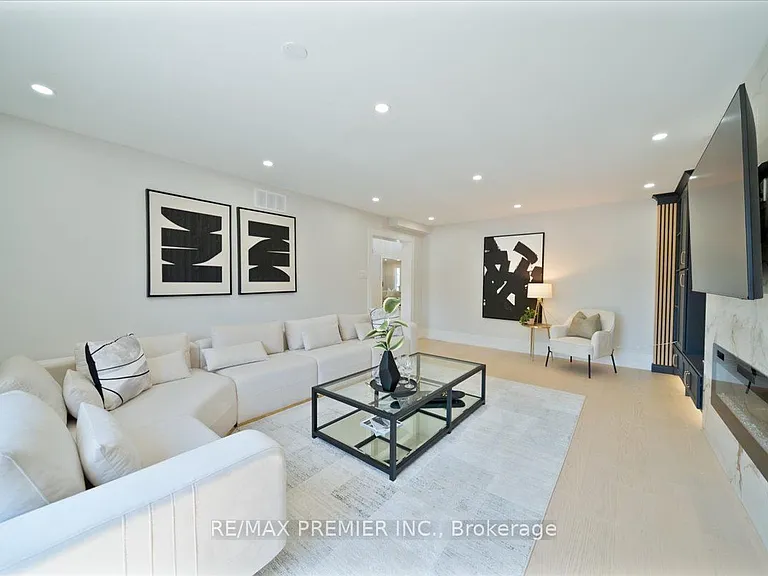 157 Jeanne Dr — Photo 14