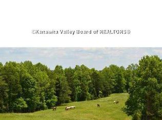 1292 Evergreen Rd, Fraziers Bottom, WV 25082