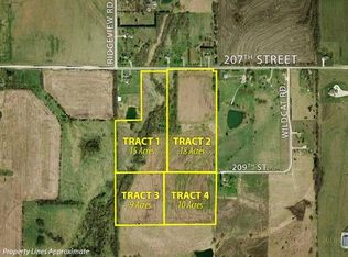 W 207th St, Spring Hill, KS 66083