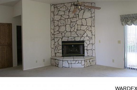 4th image of 880 Riverfront Dr