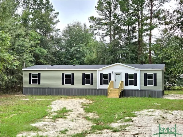1004 Racoon Key Drive, Ellabell, GA 31308