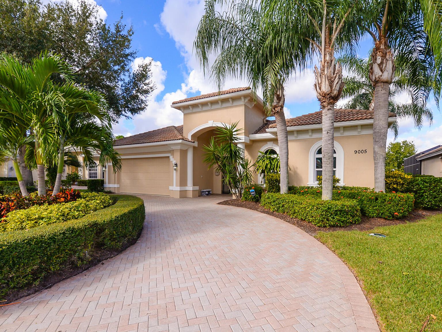 9005 One Putt Pl, Port Saint Lucie, FL 34986 Zillow