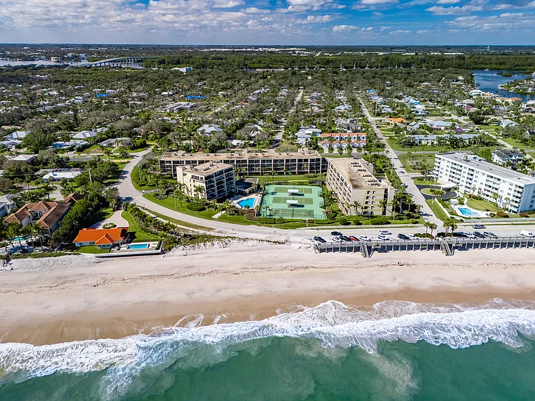 3939 Ocean Dr #302B — Photo 32