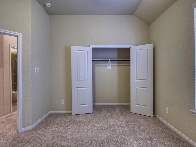 21231 Flowering Dogwood Cir — Photo 27
