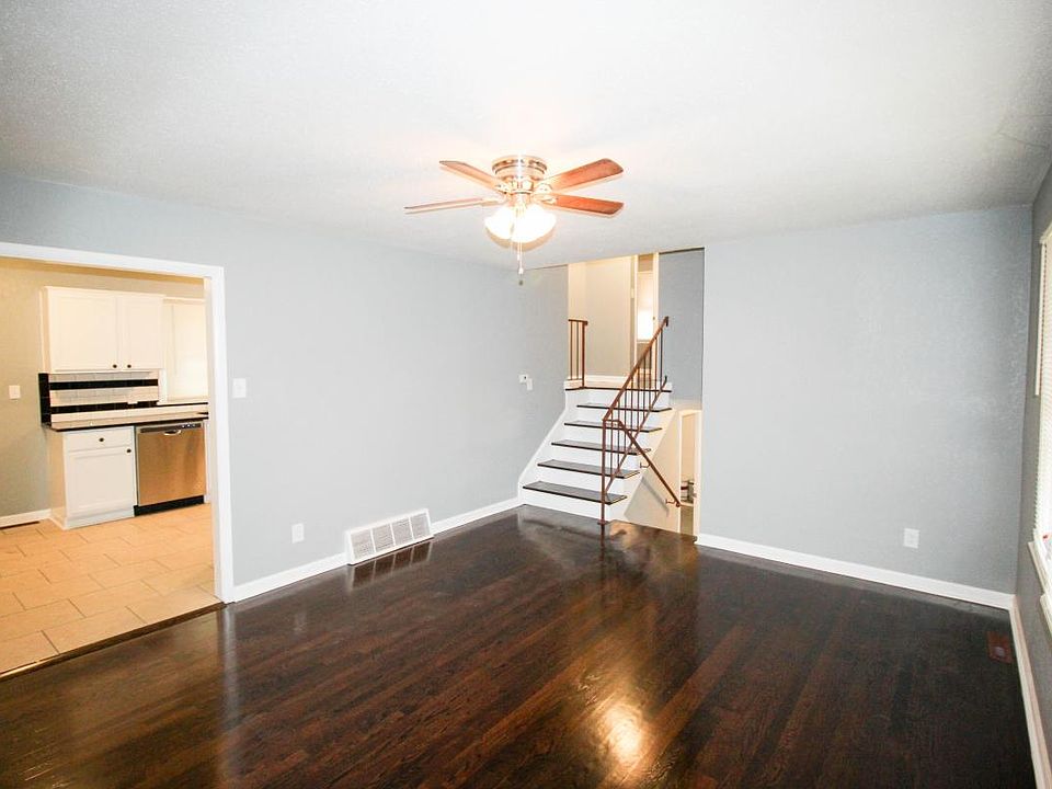 1st image of 8412 E 92nd Pl