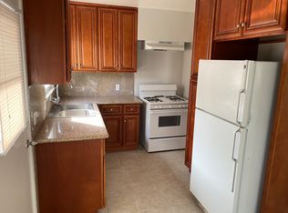 2808 W Clark Ave APT C, Burbank, CA 91505