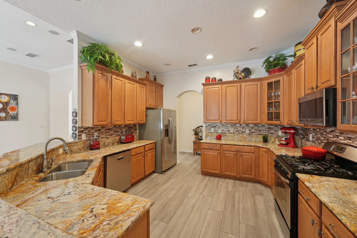 next background image