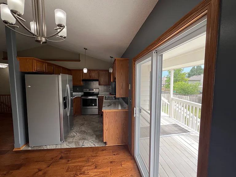 2430 S Gatewood St — Photo 8