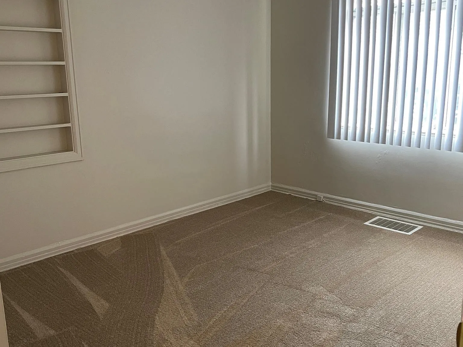 2 bed, 800 sqft, $1,500 — Photo 4