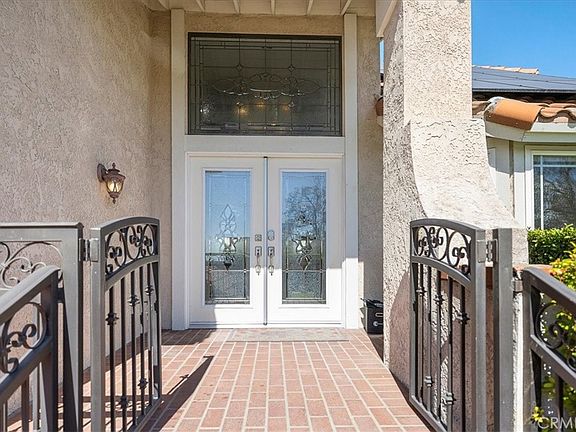 5th image of 11044 Stone River Dr