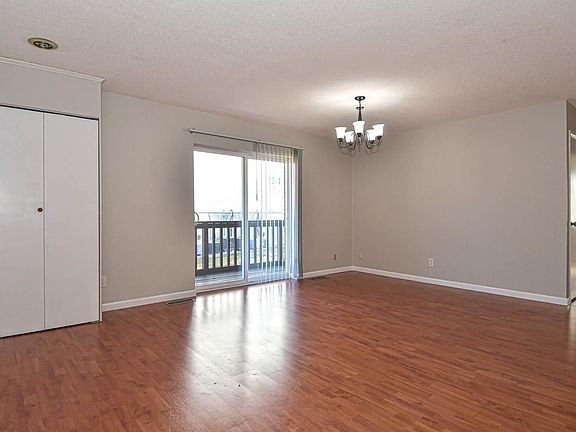4th image of 2511 Senator Ct Unit H