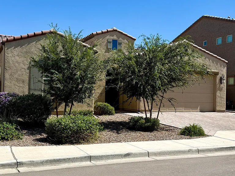 3824 E Fiesta Flower Ln — Photo 4