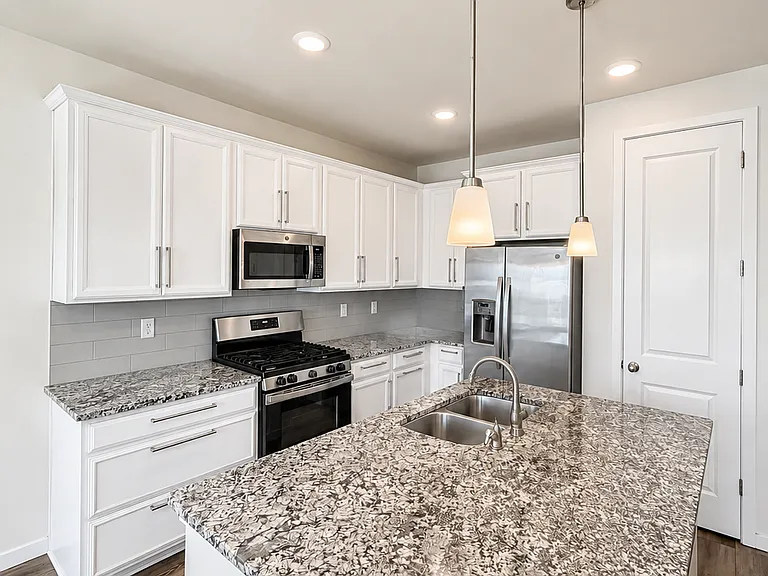 9482 Salida St — Photo 9