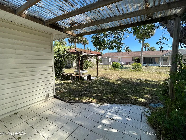 135 Nautical Dr — Photo 24