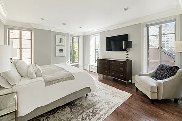 Rented by Sotheby's International Realty