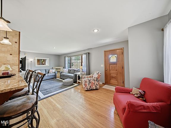 4th image of 15 Homestead Drive
