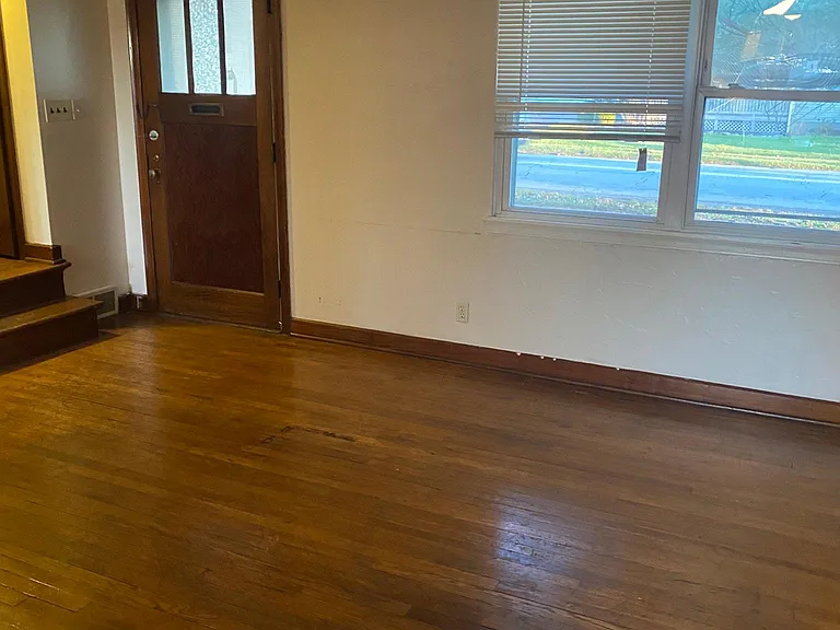 818 Vienna Ave — Photo 9