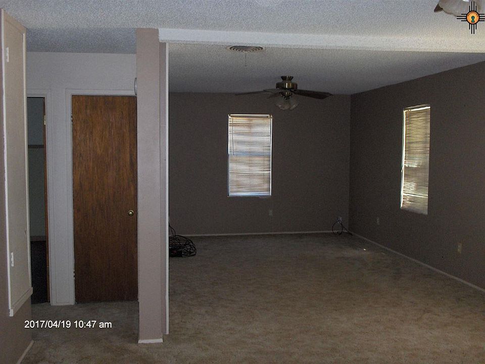 2nd image of 1811 N Gary Ln