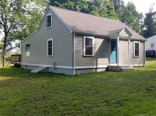 38 Maple Dr, Coventry, CT 06238