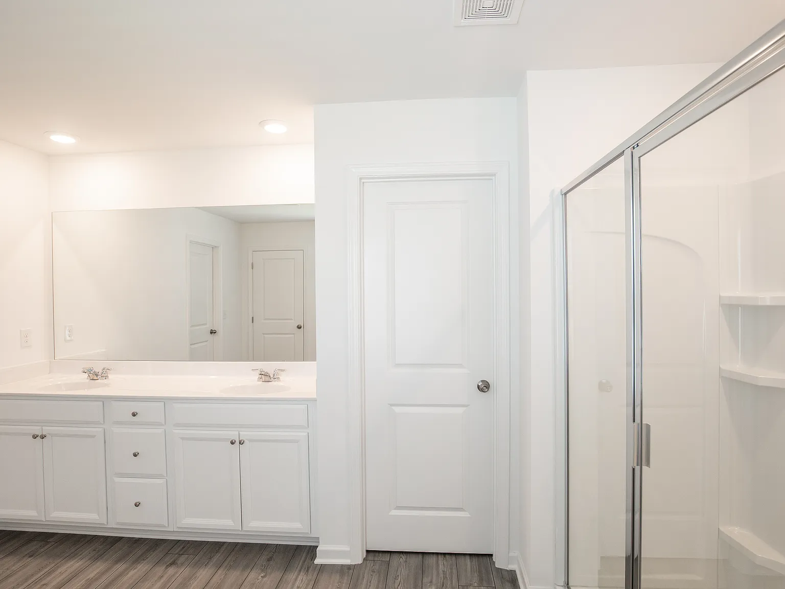 3 bed, 2224 sqft, $2,195 — Photo 3