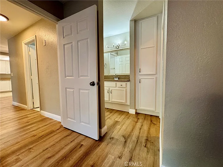 432 Edgehill Ln #95 — Photo 16
