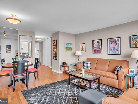3rd image of 604 S Washington Sq APT 3011