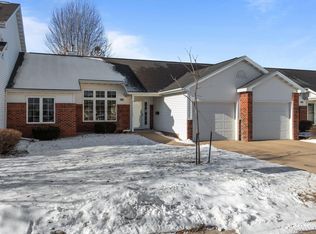 3301 N Mistwood Ln, Appleton, WI 54914