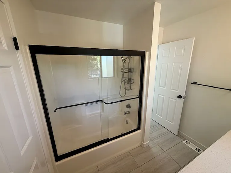 300 Mill Rd — Photo 14