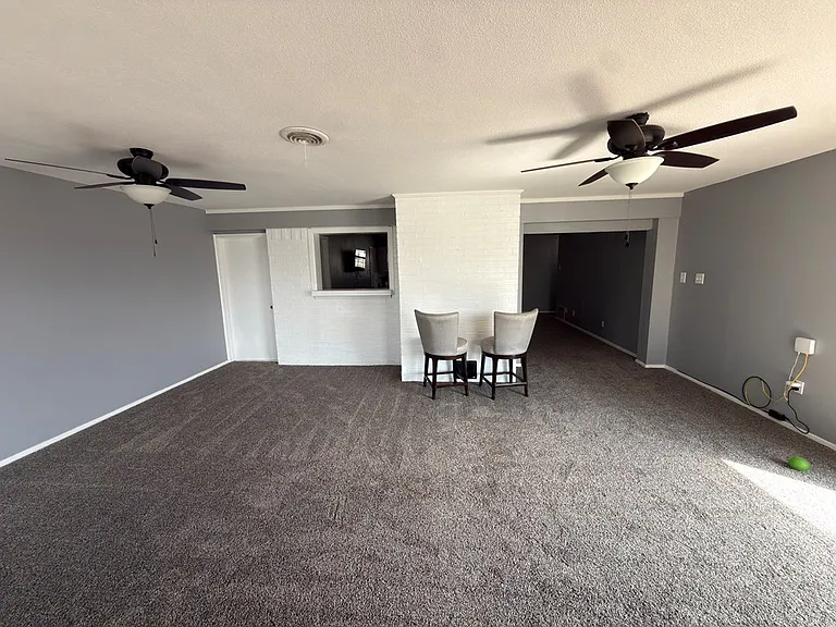 1805 S Bryan Ave — Photo 15