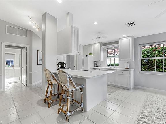 3rd image of 4142 Los Altos CT