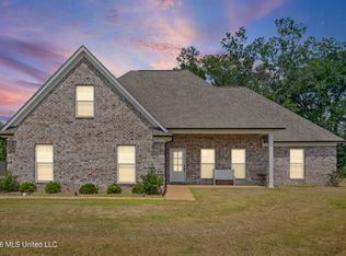 122 Honor Cv, Senatobia, MS 38668
