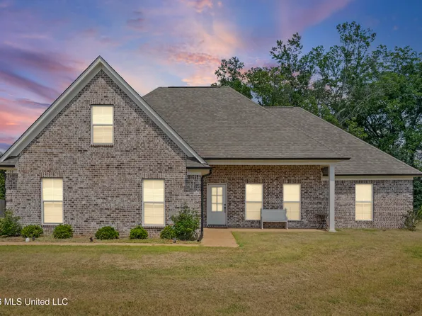 122 Honor Cv, Senatobia, MS 38668