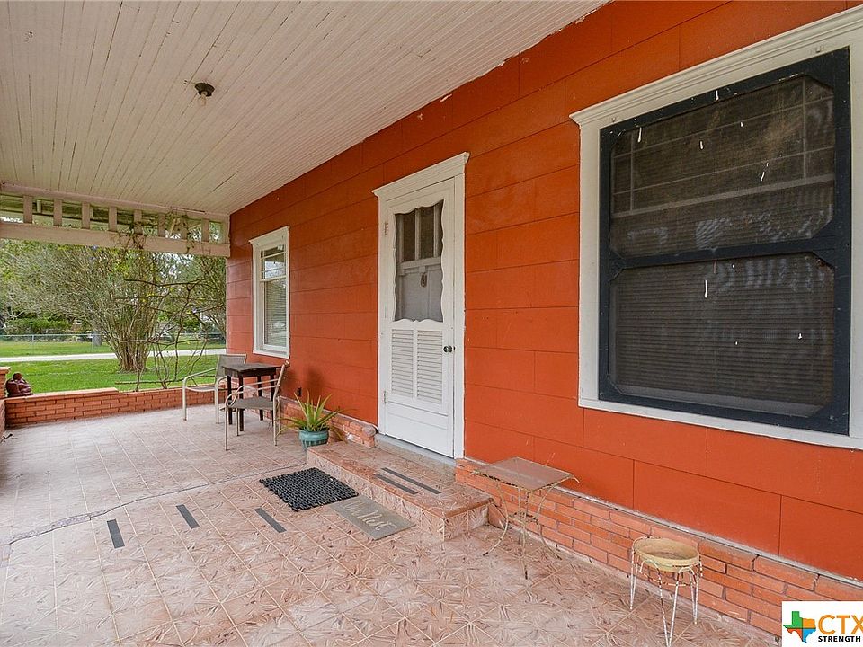 801 4th St, Palacios, TX 77465 Zillow