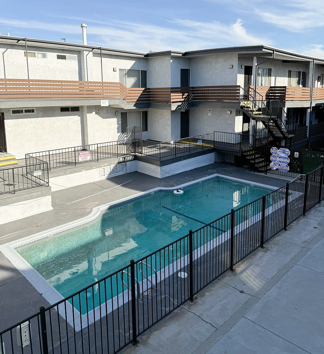 Building Photo - Saticoy Apartments