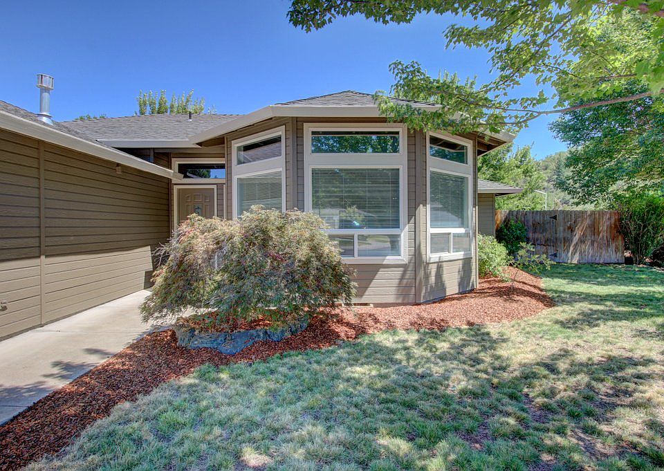 1st image of 625 E Archwood Dr