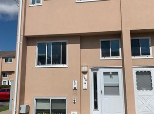 560 Shennecossett Rd APT A, Groton, CT 06340