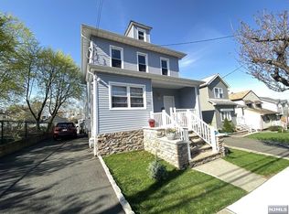 552 5th Ave FLOOR 2, Lyndhurst, NJ 07071