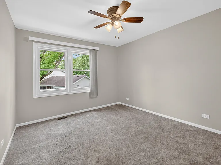 212 Amherst Ct #C — Photo 26