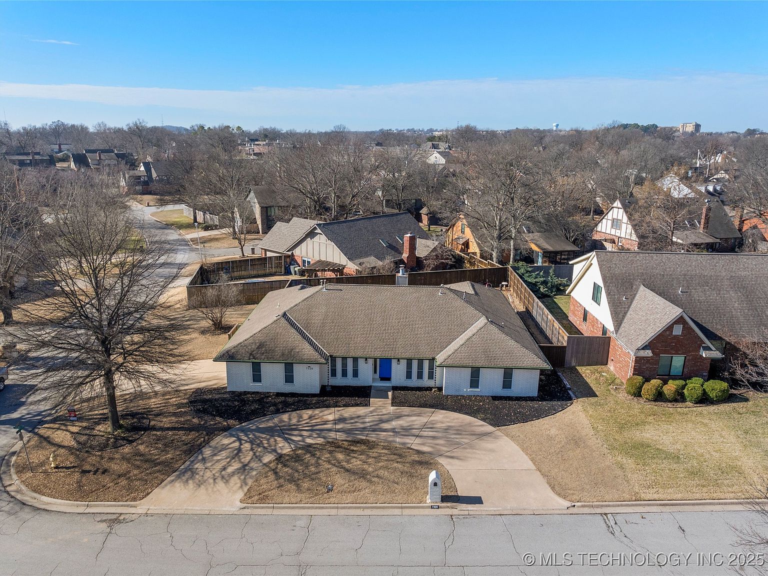 to 【即購入OKです(o^^o)】 7326 E 64th Pl, Tulsa, OK 74133 | Zillow