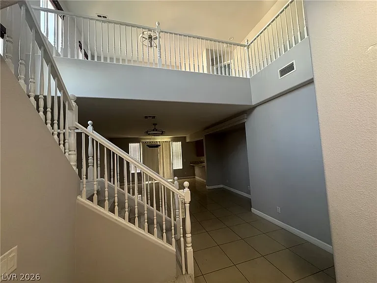 9505 Perennial View Ave — Photo 5