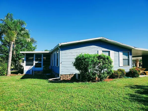 9861 Spyglass Ct, North Fort Myers, FL 33903