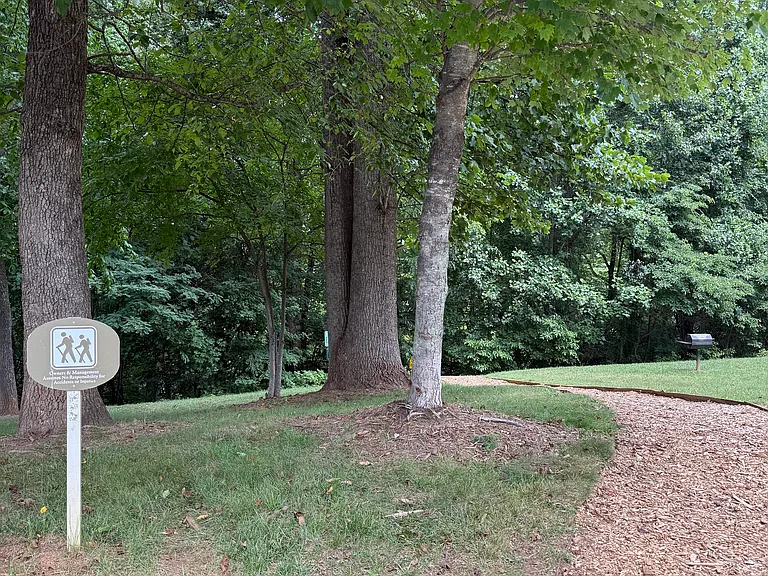 500 Vista Lake Dr #4 — Photo 8