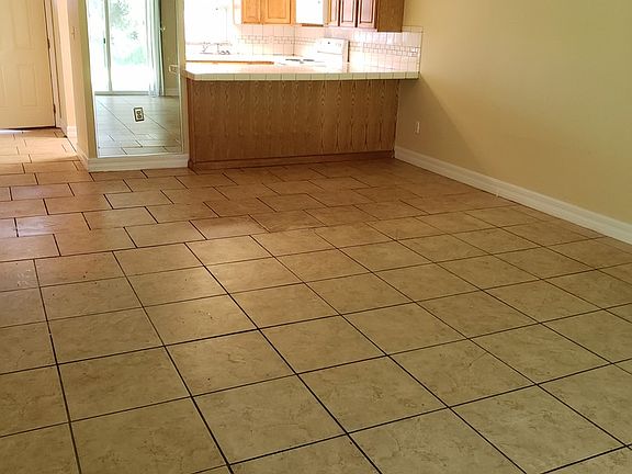4th image of 150 N Sportsman Point #B