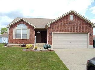 225 Lakes Of Dogwood Blvd, Shepherdsvlle, KY 40165