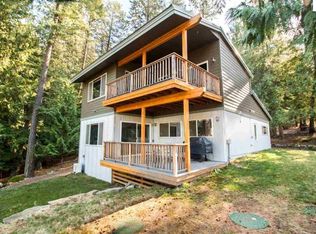 1029 Red Fir Rd, Hope, ID 83836